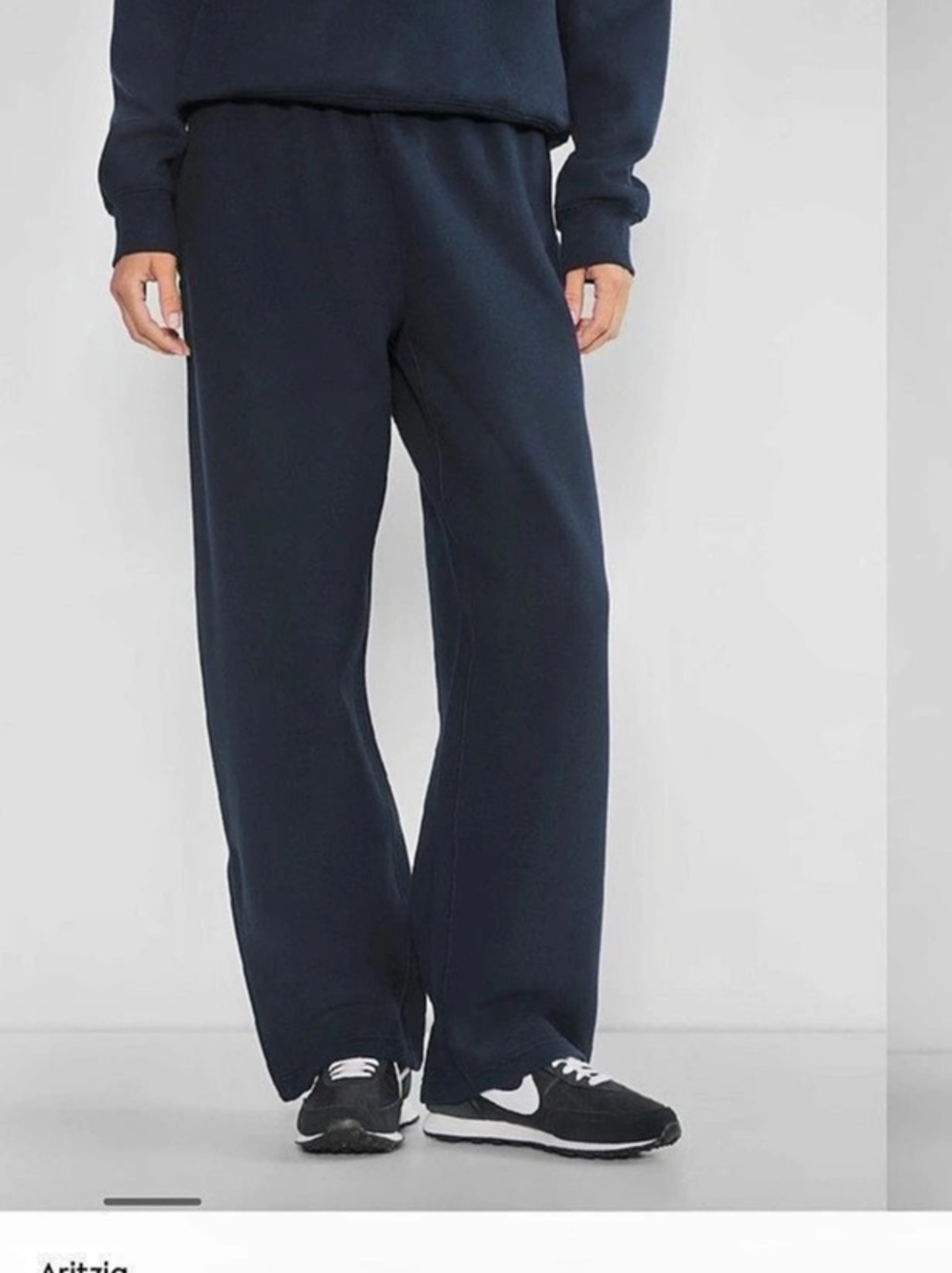 Aritzia Cozy Fleece Mega Baggy Barrel Sweatpant Navy XL